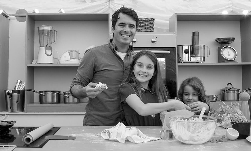 Image 5: Bakewell Baking Festival