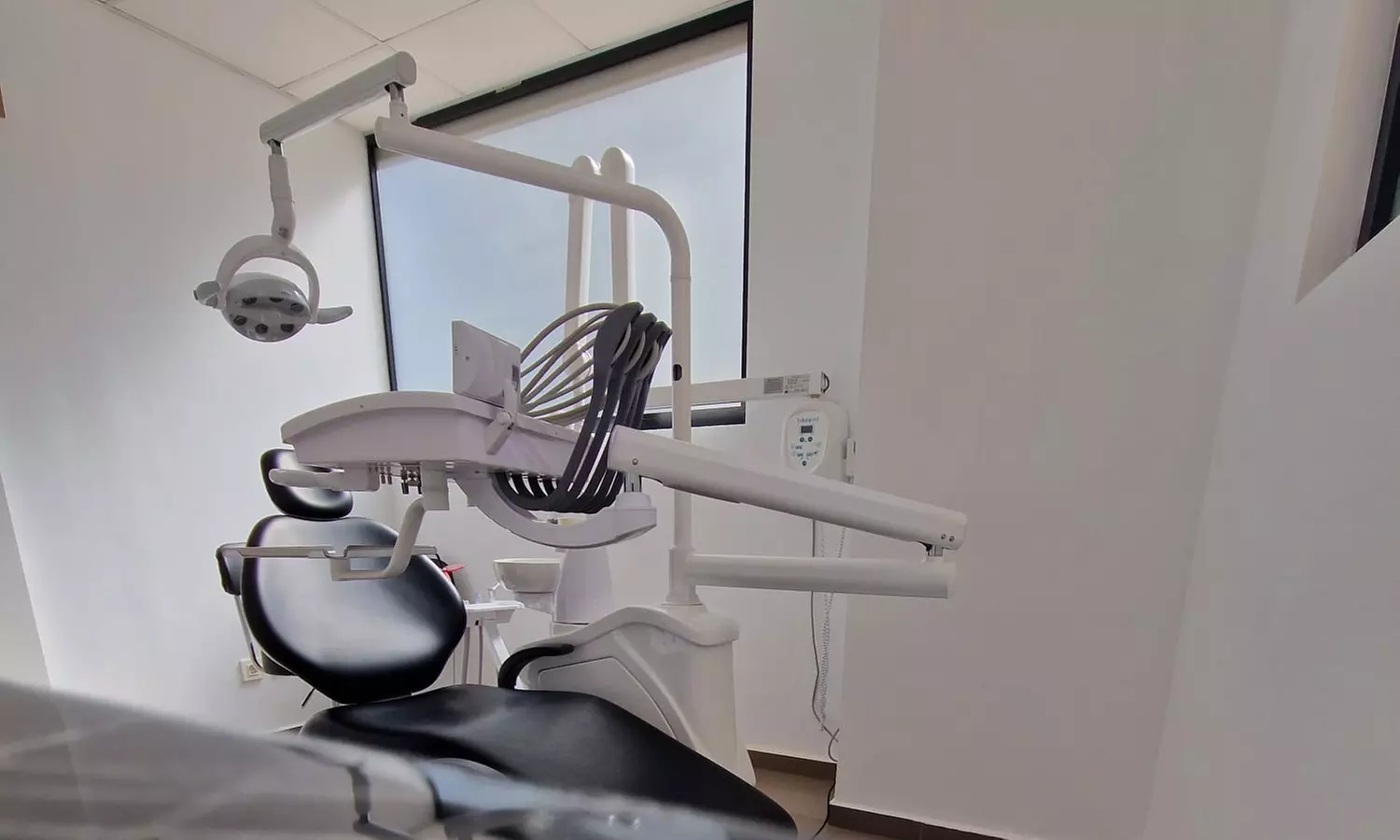 Limpieza bucal o blanqueamiento dental en H2G Studio Dental