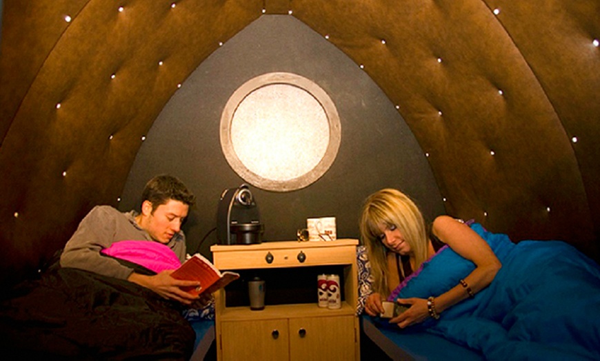 Image 2: Midlothian: Glamping For Two