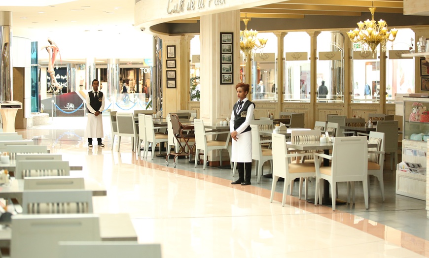 Image 3: AED 400 @ Cafe De La Paix, Mall Locations