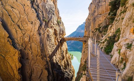 Málaga: hasta 3 noches con entradas a El Caminito del Rey