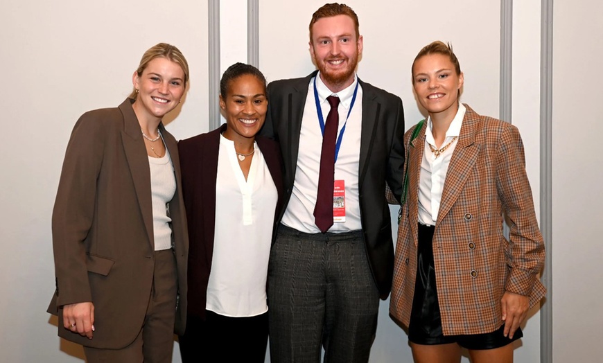 Image 8: Once in a Lifetime lunch with the Lionesses Experience