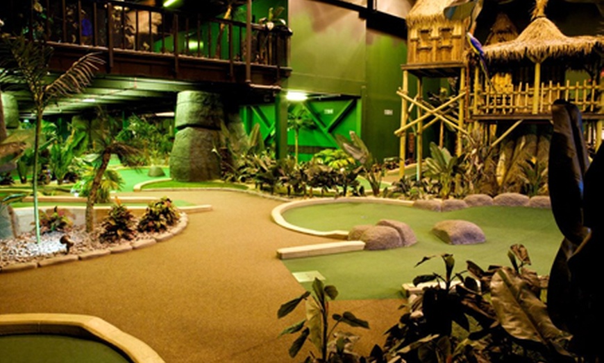 Image 3: Adventure Golf