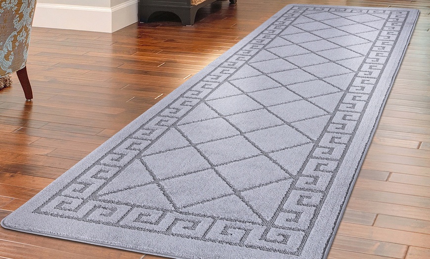 Image 9: Washable Non-Slip Gel-Back Door Entrance Mat