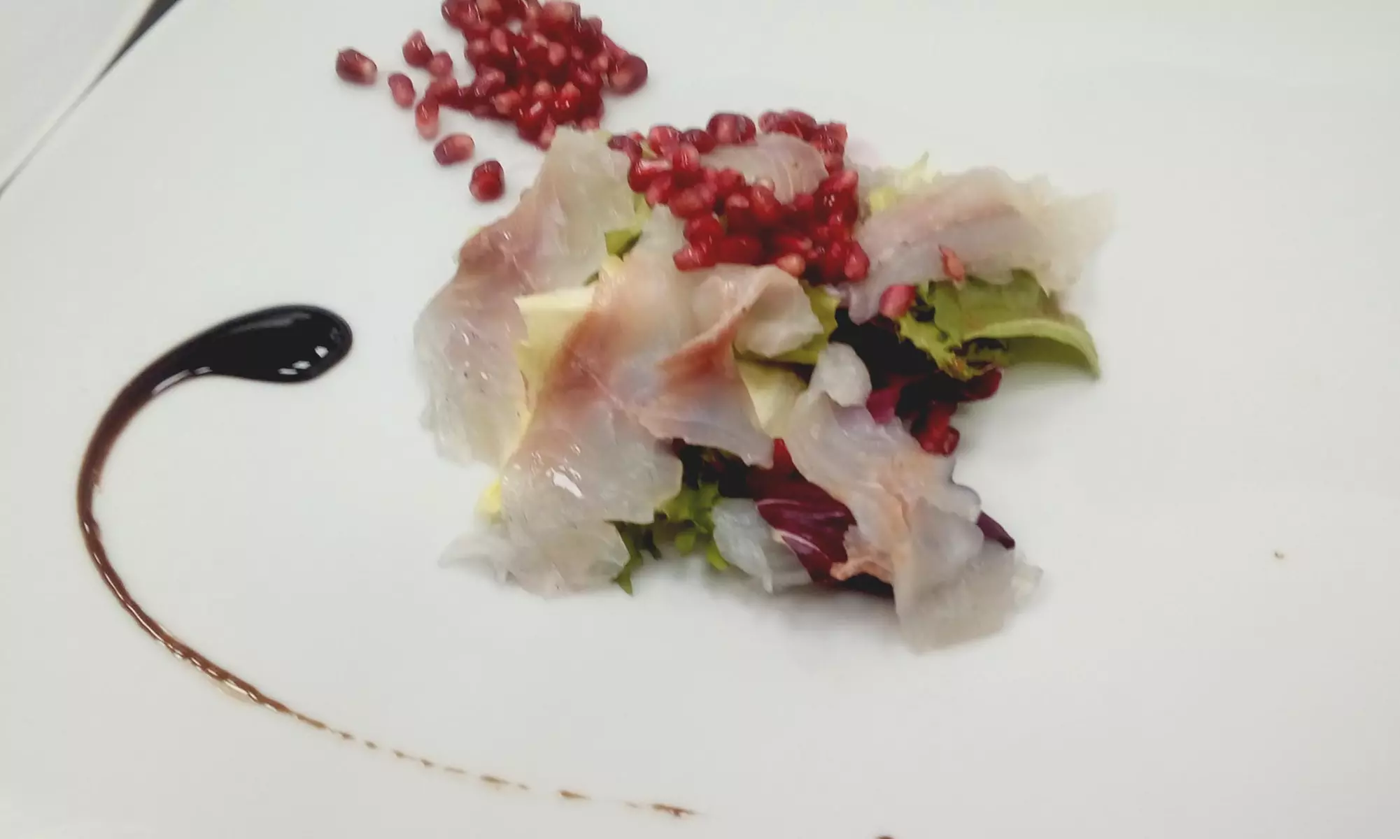 Menu alla carta di terra e mare con calice di vino per 2 o 4 persone al Ristorante La Fenice (sconto fino a 60%) - Primary Image