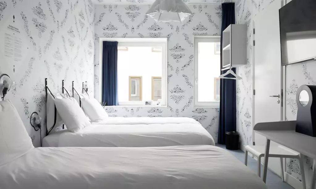 Maastricht: Doppel- oder Vierbettzimmer mit Frühstück