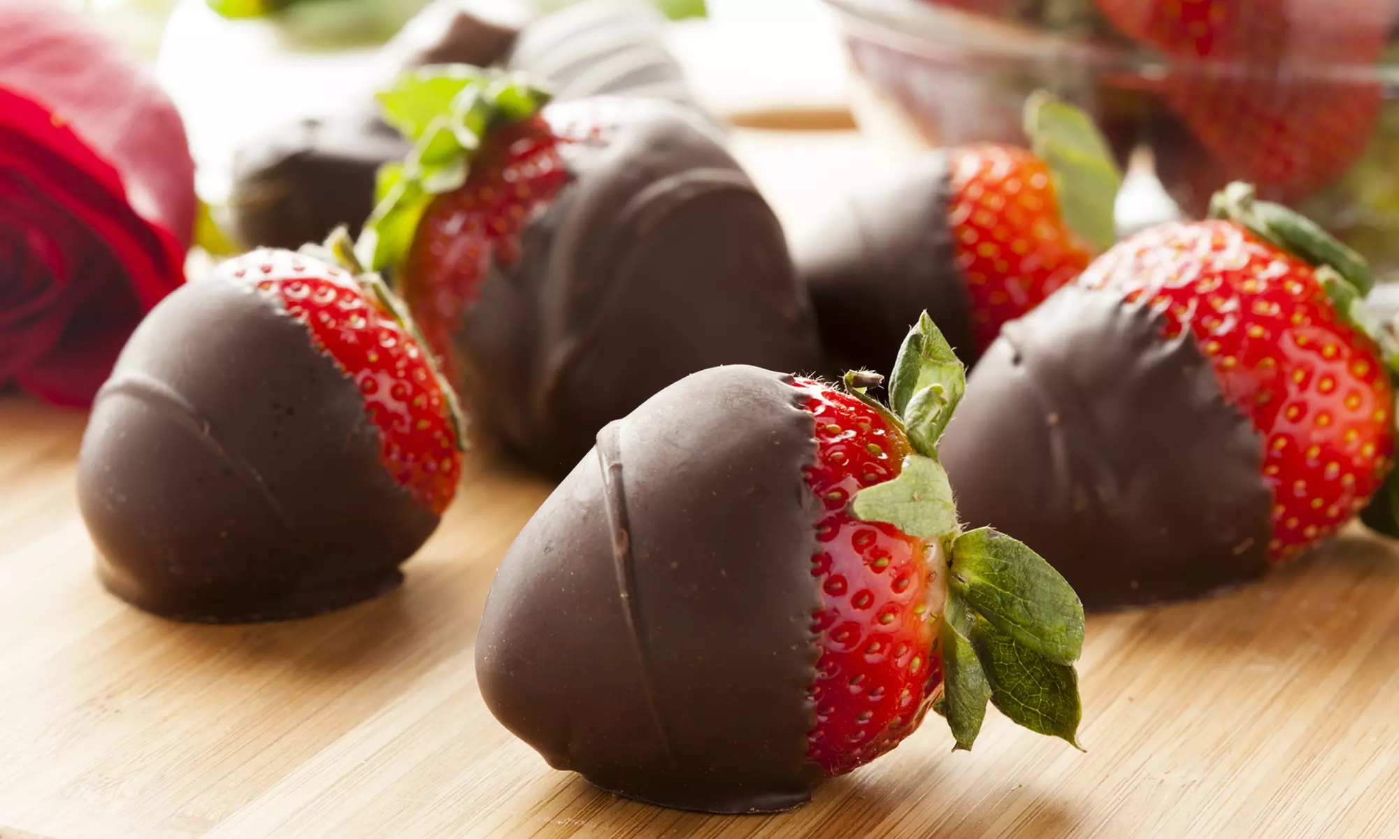 8 or 16 Chocolate-Covered Strawberries from Everything Strawberry (Up to 55% Off) - Primary Image