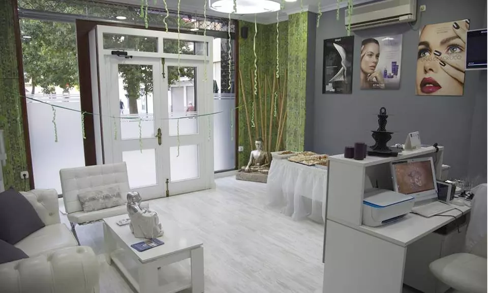 Presume de piel tersa con 1 o 2 sesiones de radiofrecuencia Indiba corporal en una zona a elegir para 1 persona - Second Medium