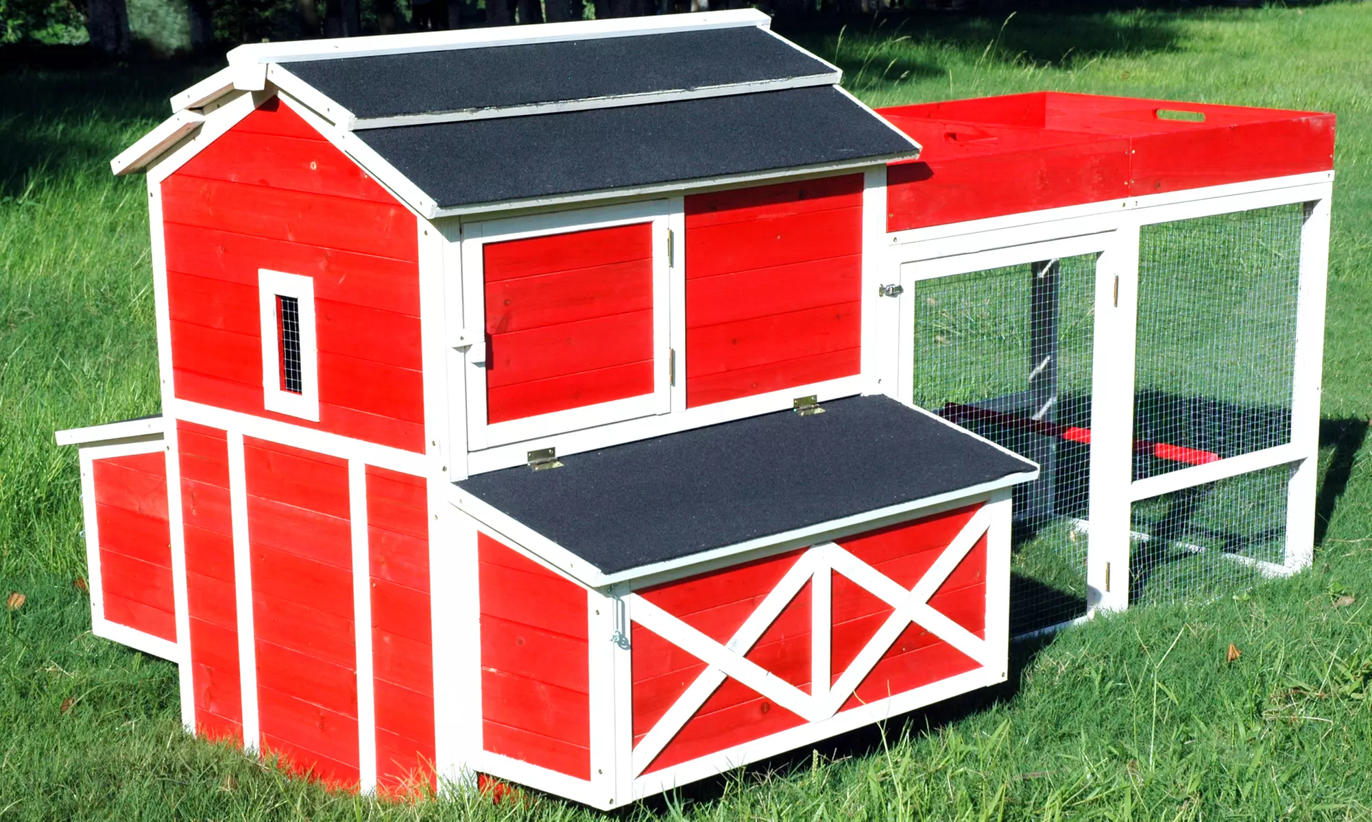 Red Barn Chicken Coop with Rooftop Planter - Primary Image