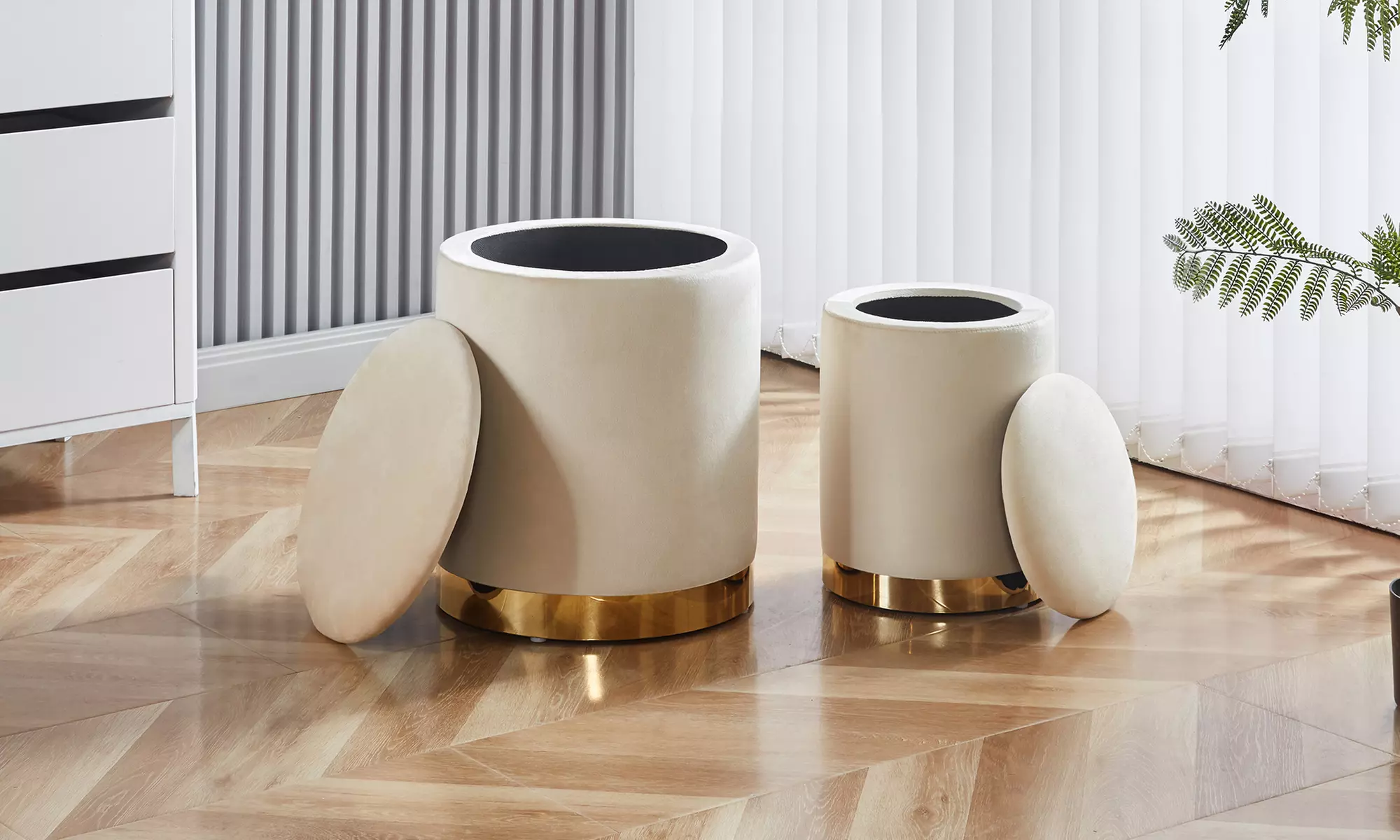 Juego 2 puffs de terciopelo