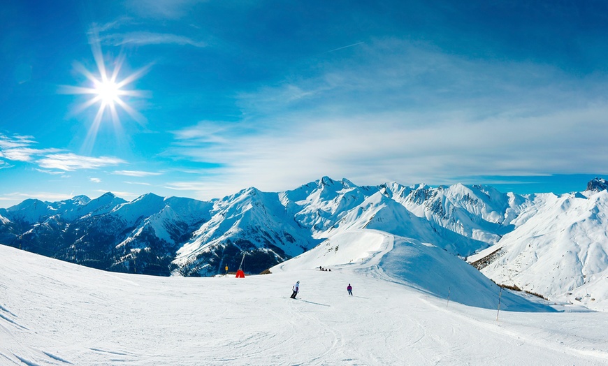 Image 1: Gran Sasso, notti con colazione & skipass