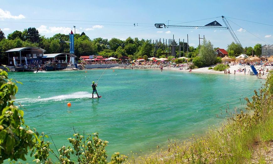 Image 1: 1 oder 2 Std. Wasserskifahren