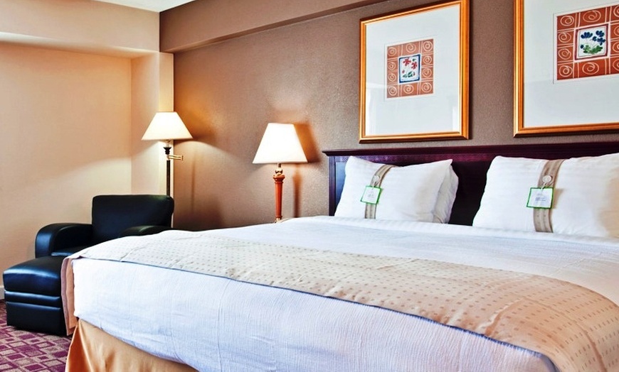 Holiday Inn Rolling Meadows - Schaumburg Area | Groupon