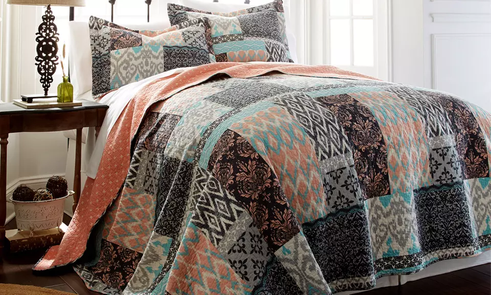 2 or 3-Piece Enzyme Washed Reversible Quilt Sets - Second Medium