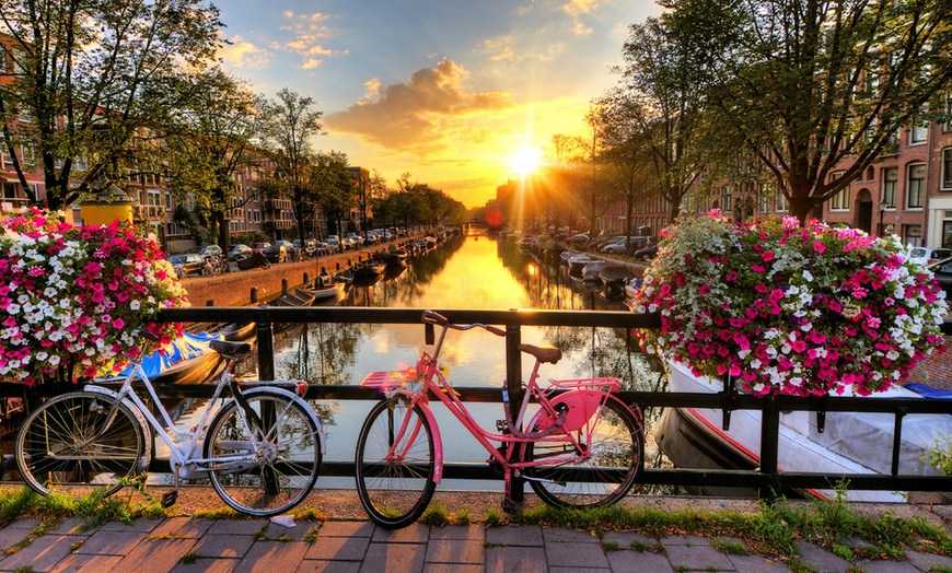 Image 5: ✈ Amsterdam: 2-4 Nights with Flights