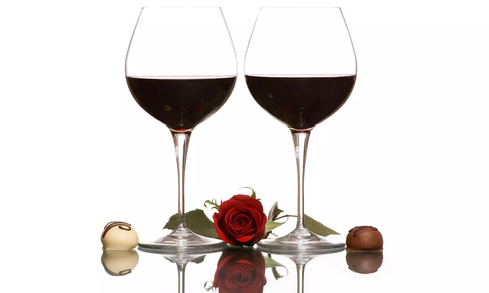 C$22 for Valentine's Winery Tour with Chocolate Tasting at Quai Du Vin Estate Winery (C$40 Value) - Primary Image