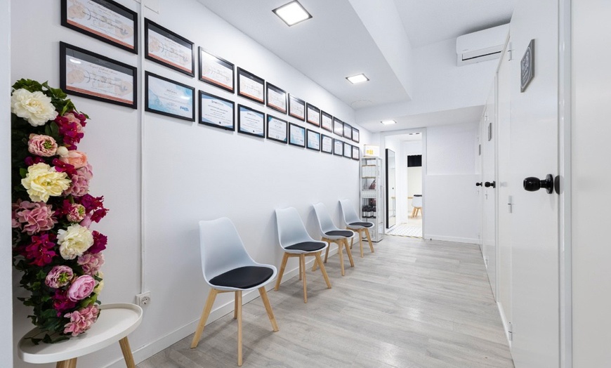 Image 6: Sesión de lifting, tinte e hidratación de pestañas 