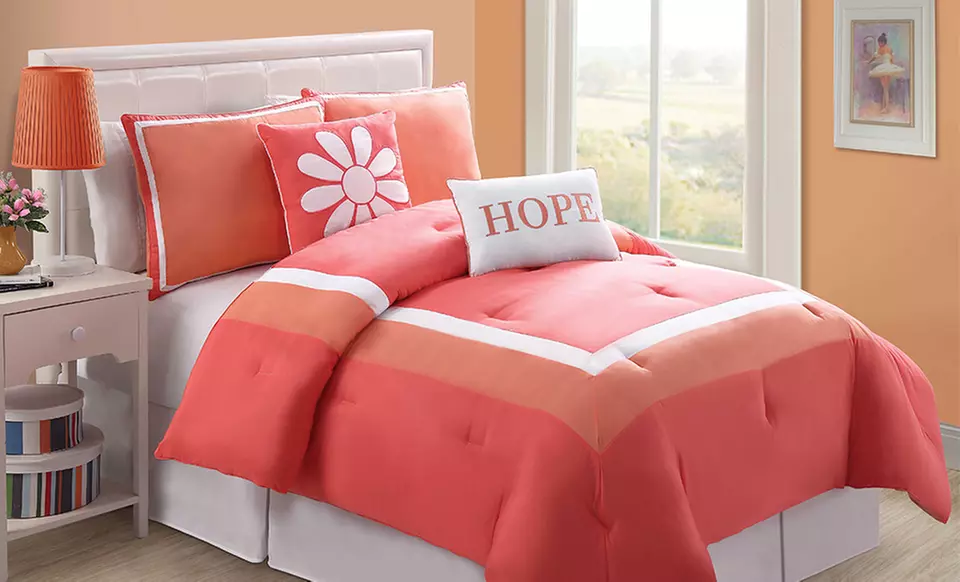 Hotel 4-Piece & 5-Piece Comforter Set - Second Medium