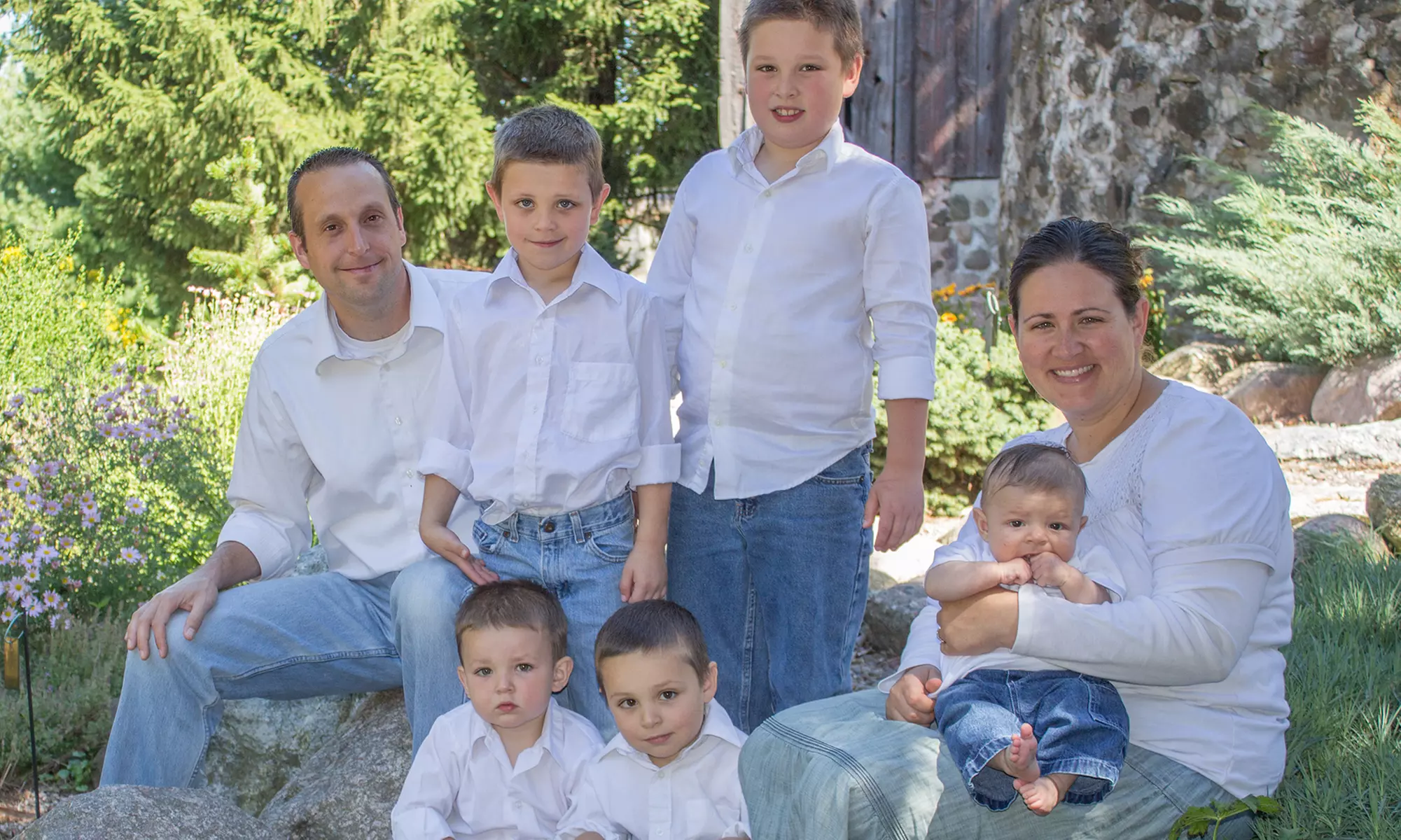 60- or 90-Minute Photo Shoot with Digital Prints from Hagan Pictures Production (Up to 57% Off) - Primary Image