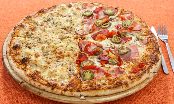 pizza-32-cm-z-sosem-na-miejscu-na-wynos-na-dow-z-ranczo-pizza