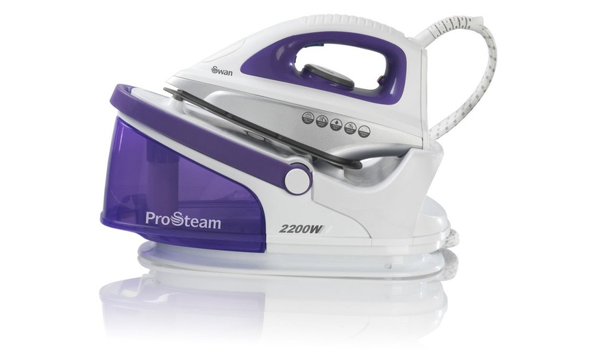 Image 4: Swan 2200W Steam Generator Iron