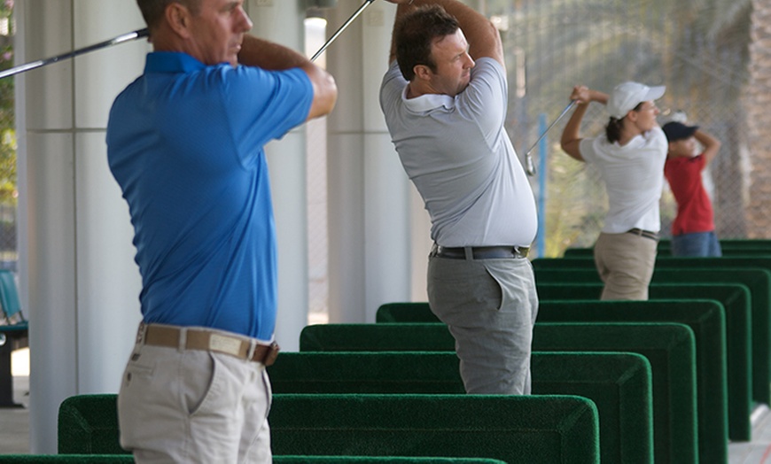 Image 3: Golf at Abu Dhabi City Golf Club