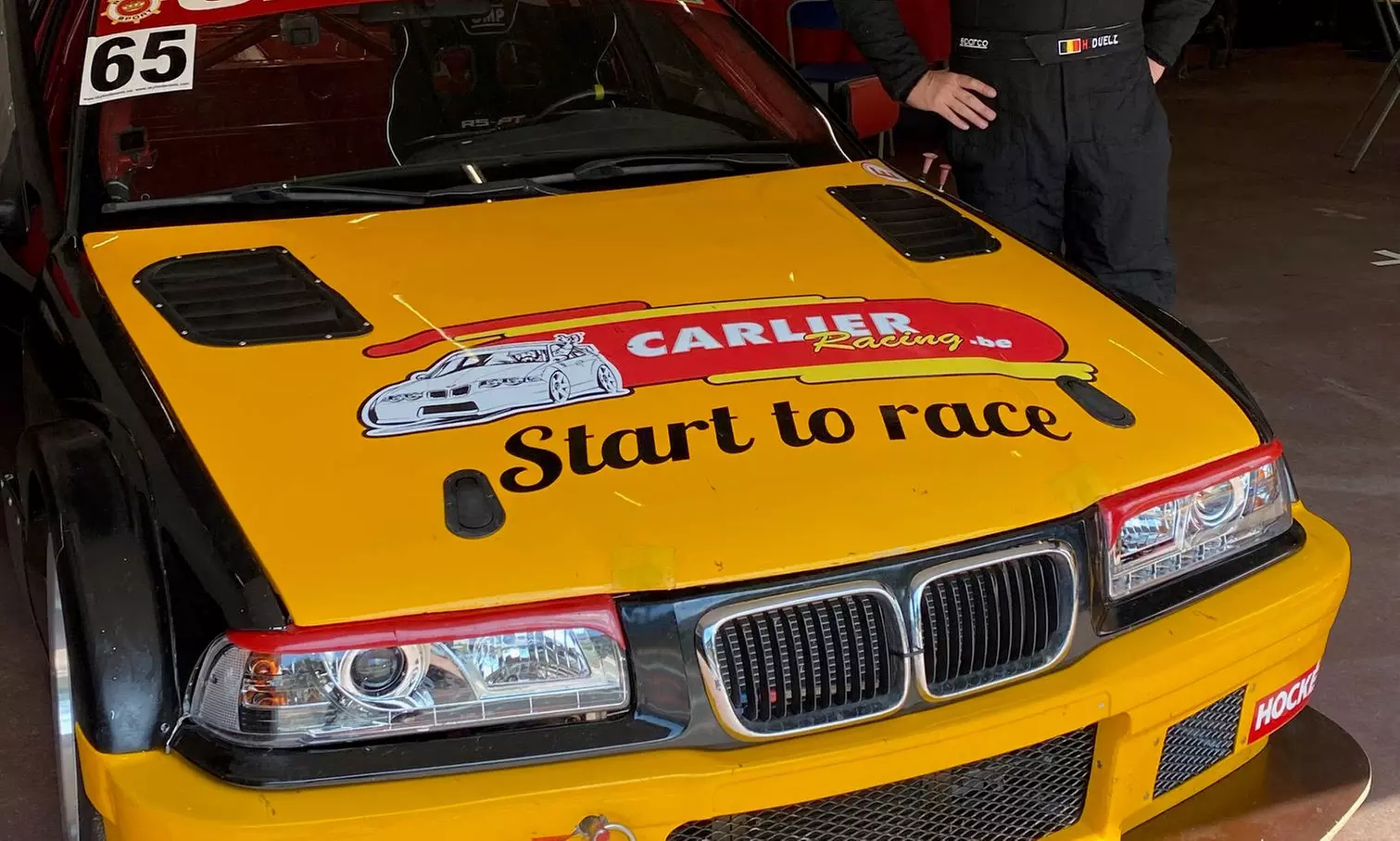 Tours de circuit en voiture de course avec Carlier Racing