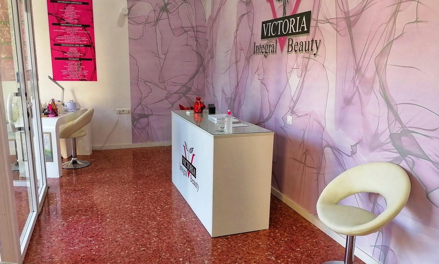 Image 4: Rostro firme y radiante en Victoria Integral Beauty