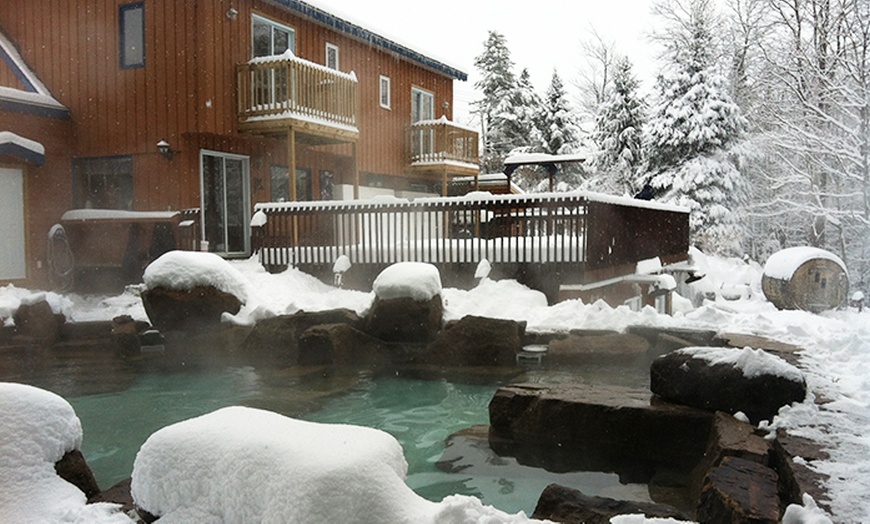 Image 1: Spa Stay in the Laurentians