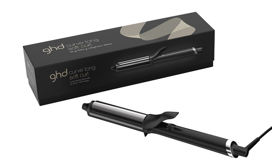 Image 2: GHD Curve Soft Curl Tong 