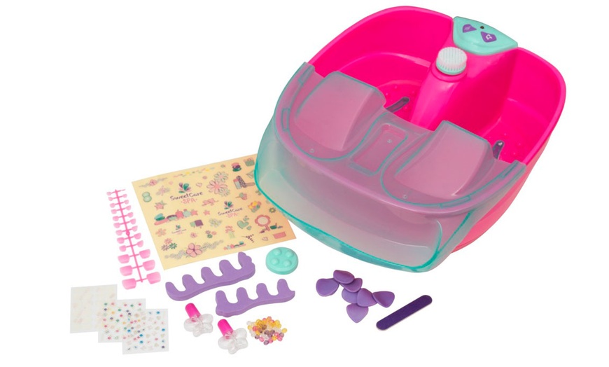 Image 5: Hand Salon and Foot Spa Toys