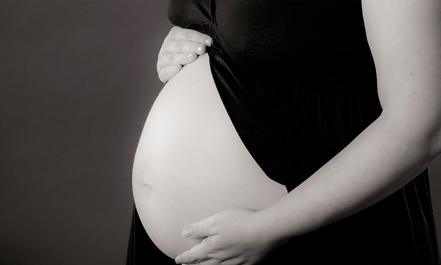 Image 3: Bump-To-Baby Photoshoot