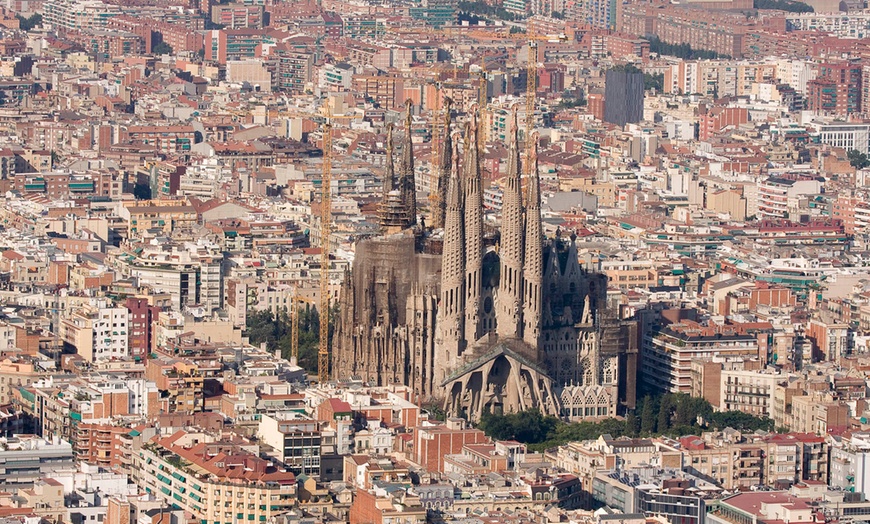 Image 3: ✈ Barcellona 4*: volo diretto con hotel e pagamento a rate