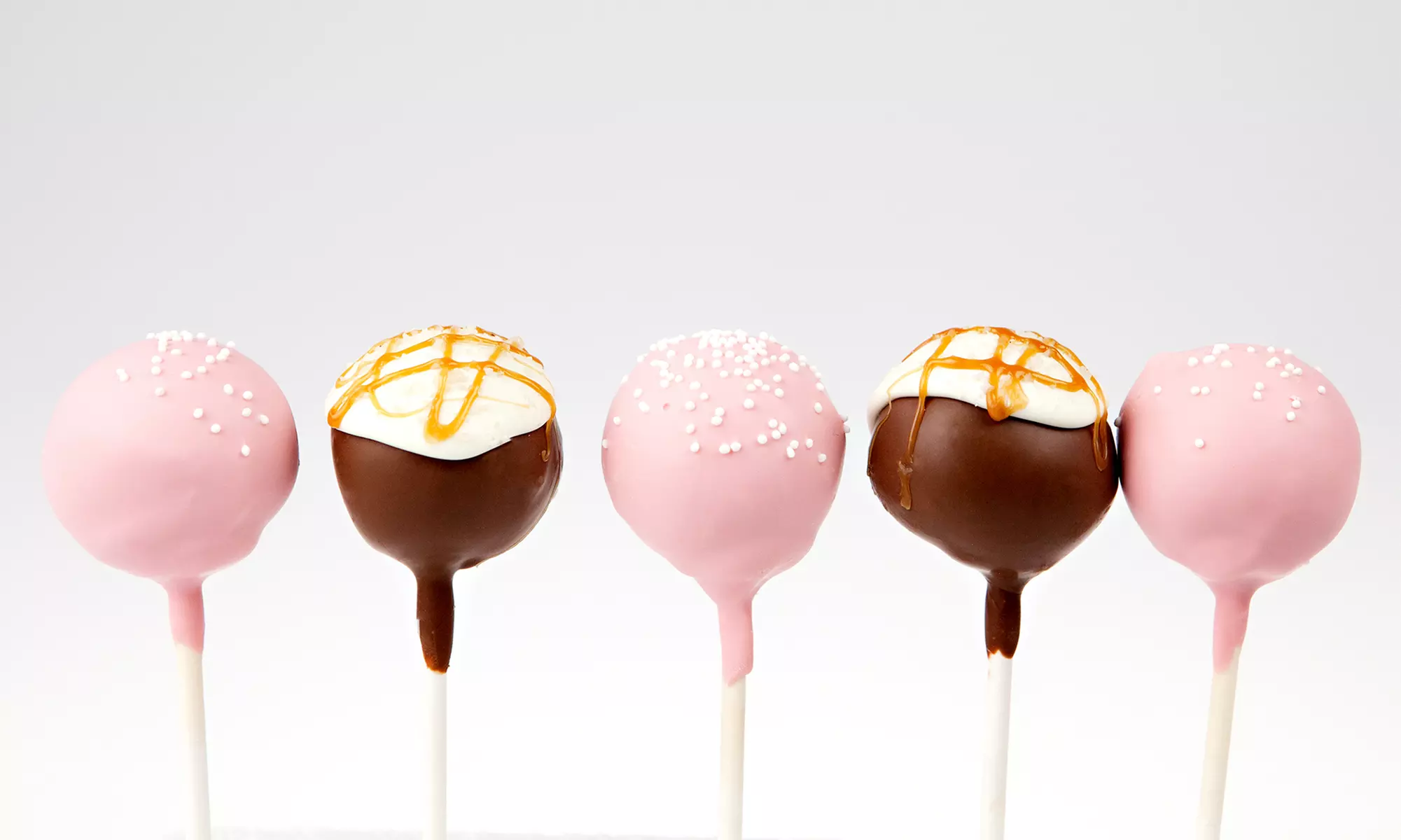$9 for a $16 Value at Dulces Bakery (44% Off) - Primary Image
