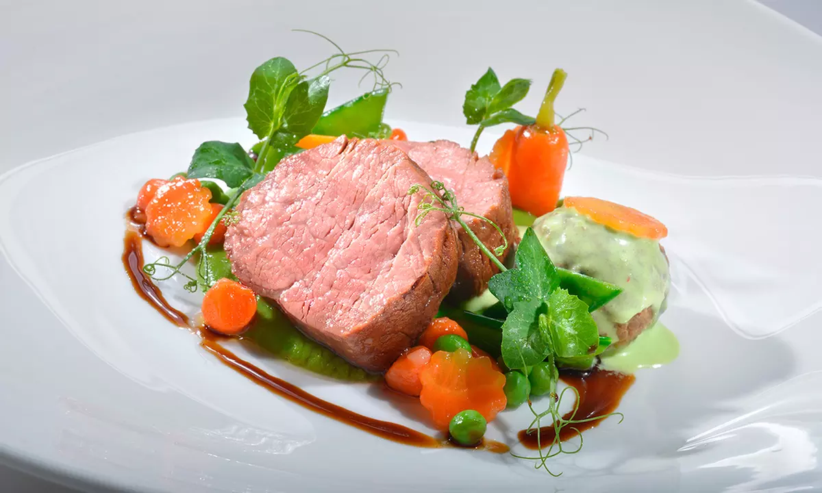 Vegetarisches oder Überraschungsmenü für bis zu 4 Personen