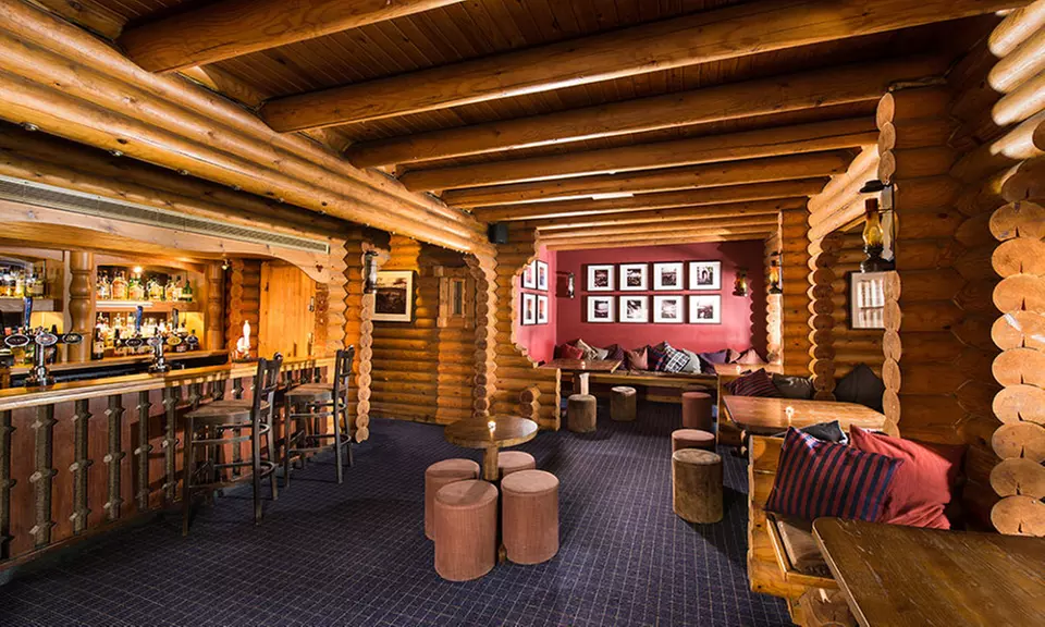 West Yorkshire: Standard Room with Breakfast