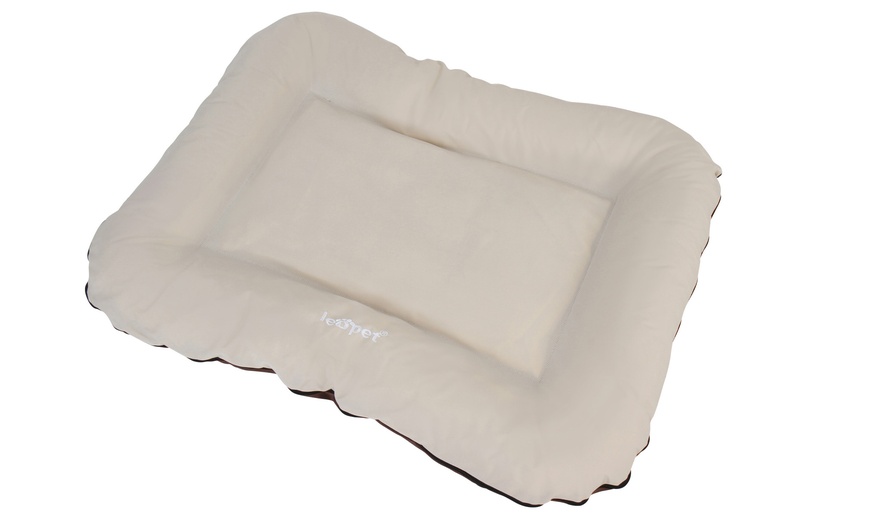 Image 22: Large Flat Dog Beds