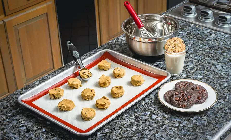 Nonstick Silicone Baking Mat - Primary Image