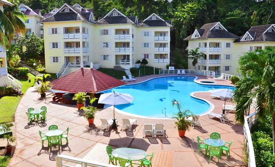 3-, 4-, or 6-Night Jamaica Vacation with Airfare. Price/Person Based on Double Occupancy. Includes Taxes, Fees. - Primary Image