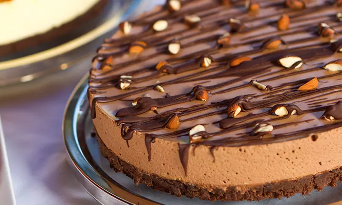 Fino a 3 kg di torta senza glutine a scelta da Le Delizie Gluten Free (sconto 41%) - Primary Image