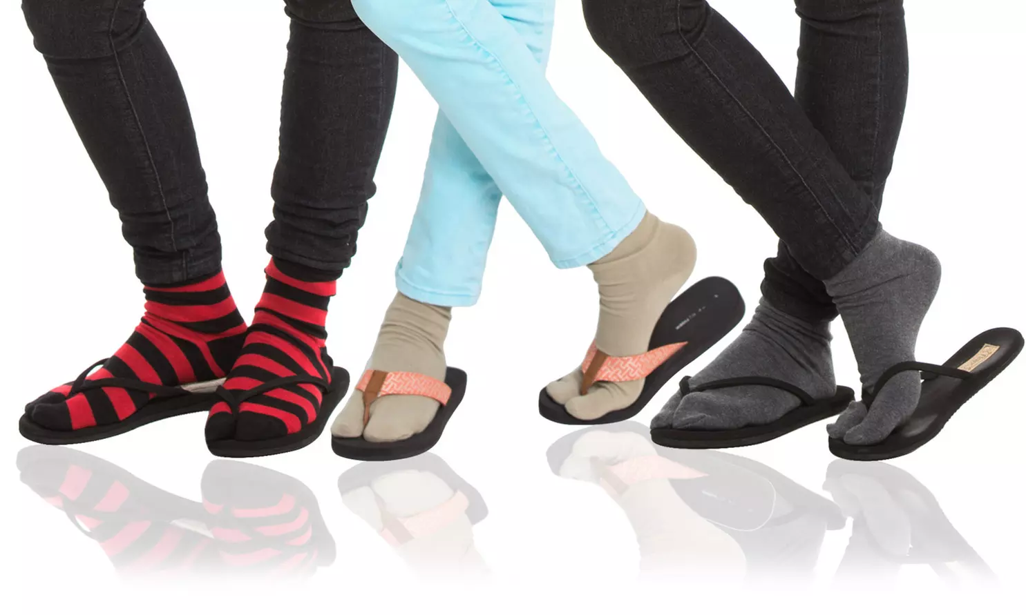 3-Pack of Women's V-Toe Flip-Flop Socks - Primary Image