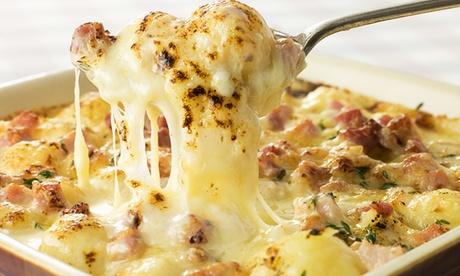 Tartiflette et café pour 2 personnes à 22,90 € au restaurant Comme à la maison