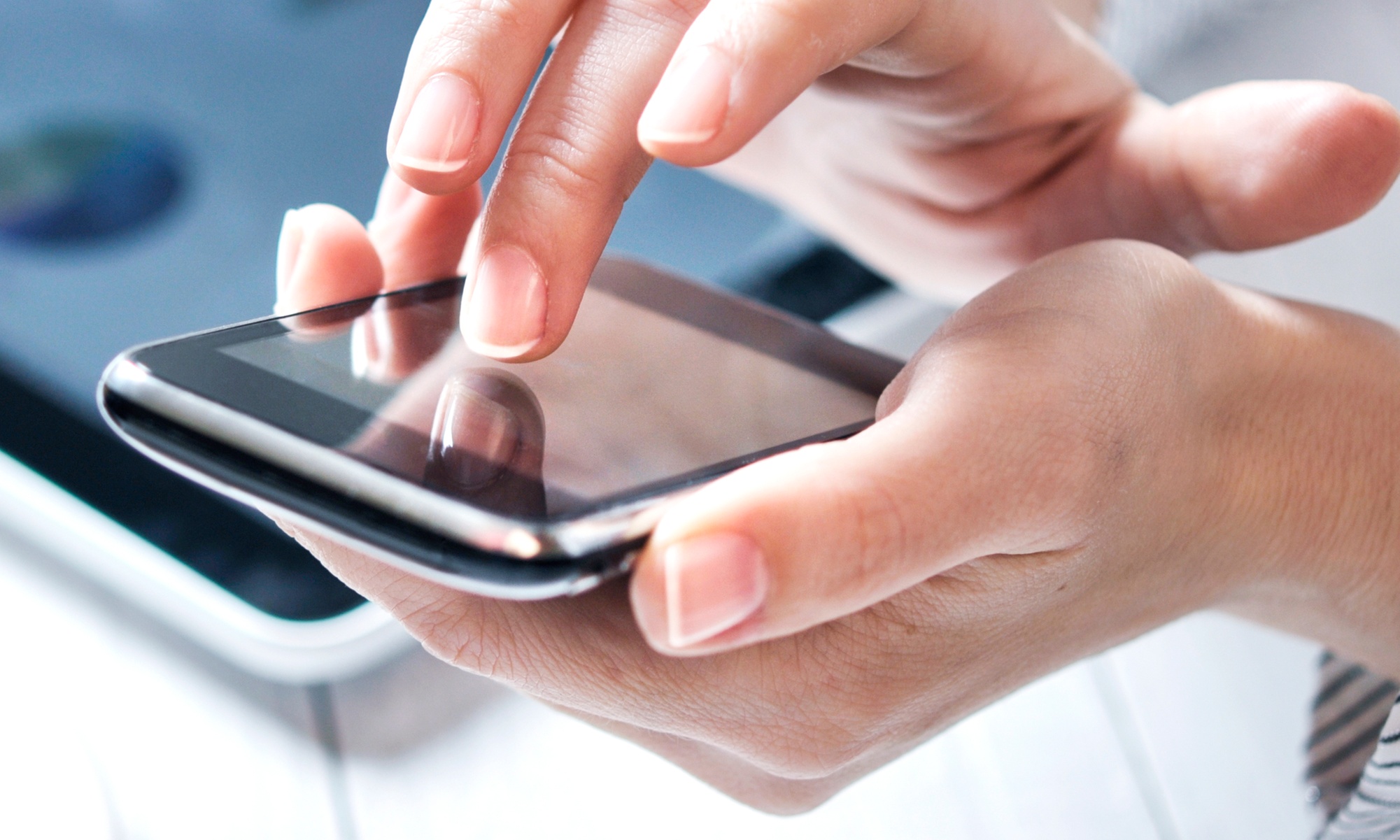 Funda para móvil con protector de pantalla normal o reforzados