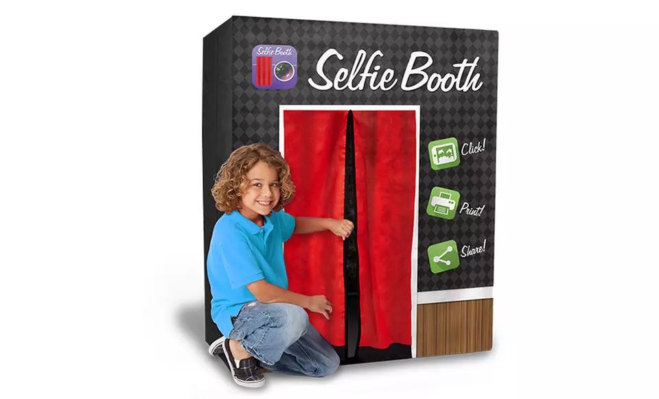 Kid-Sized Selfie Booth - Primary Image
