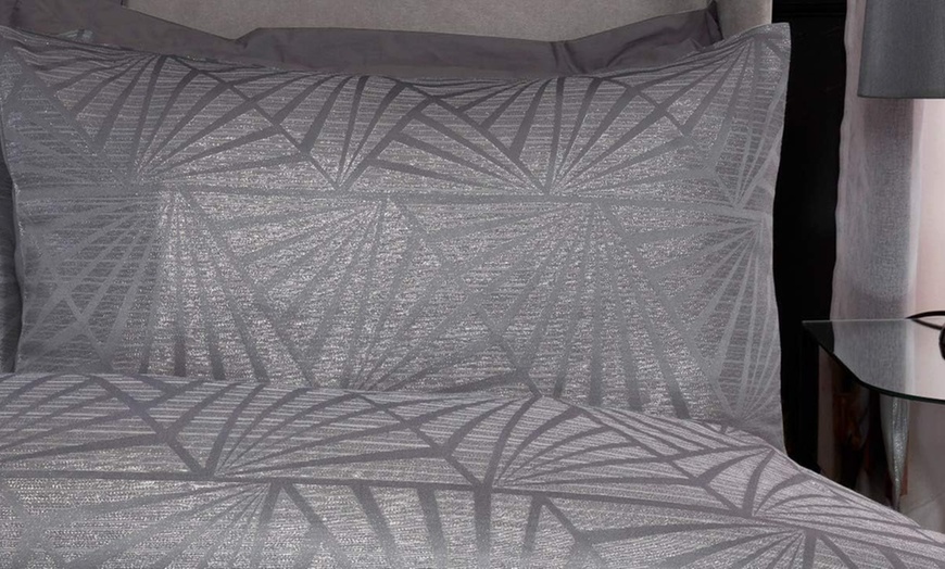 Image 5: Lurex Duvet Cover and Pillowcase Set