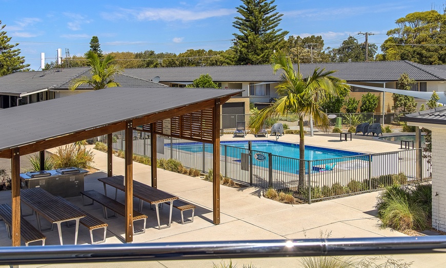 Image 12: Port Stephens: Two-Bedroom Apartment with Wine, 1 Mega Ticket & More