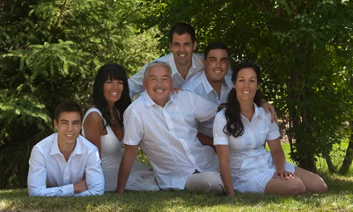 C$69 for a One-Hour Portrait Session for Family from Elcheshen's Photography Studio (C$275 Value) - Primary Image