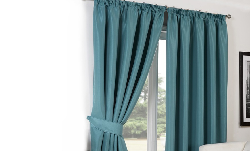 Image 3: Luxury Blackout Curtains