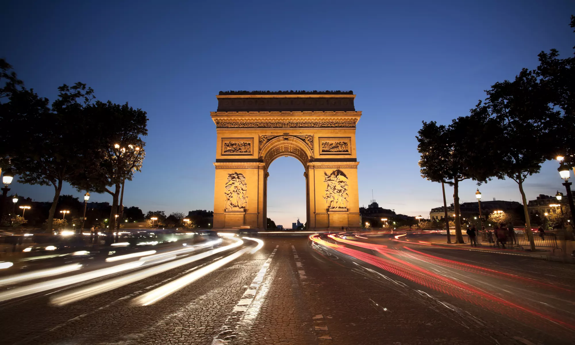 ✈ 7-Day London and Paris Vacation with Airfare. Price per Person Based on Double Occupancy (Buy 1 Groupon/Person). - Second Medium