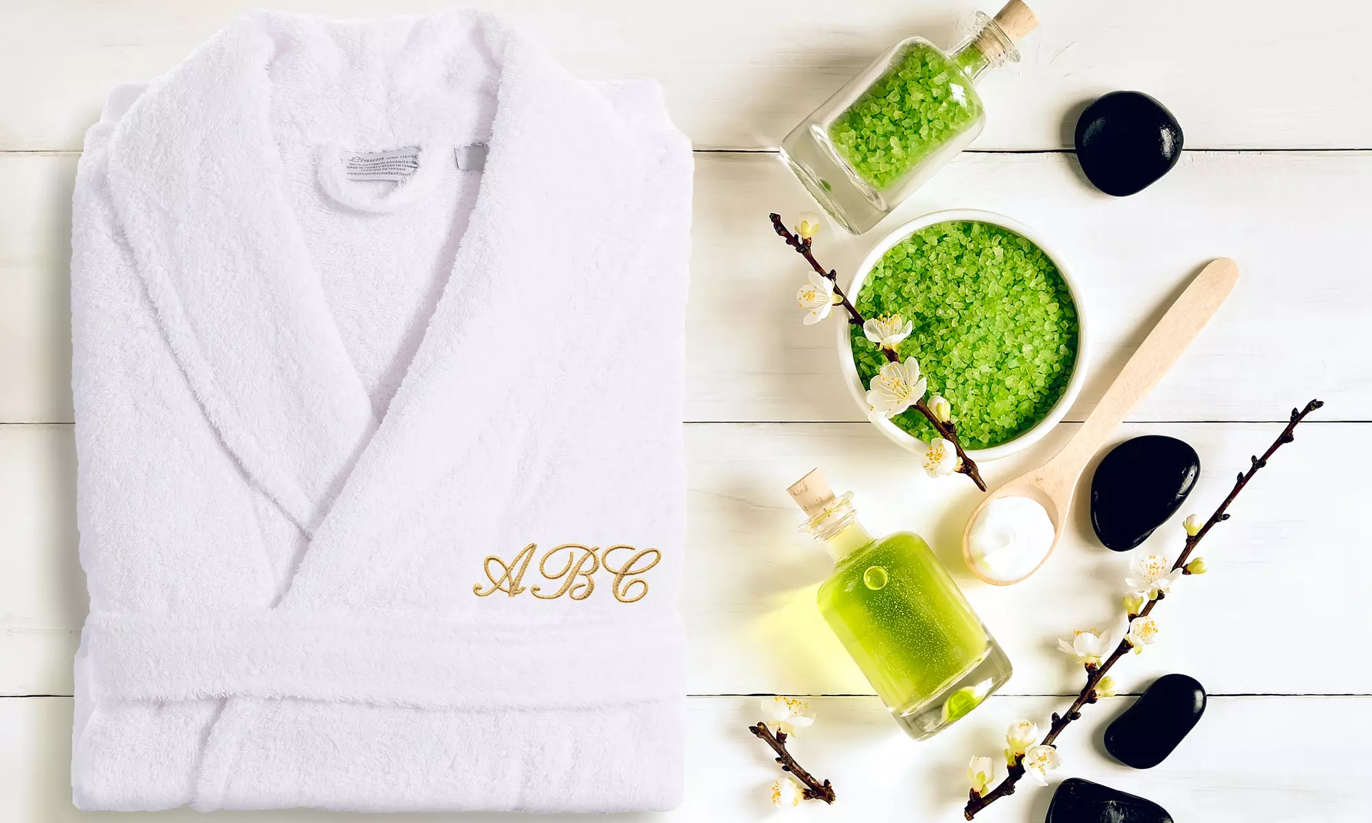 Luxury 100% Turkish Cotton Bathrobe with Optional Three-Letter Monogram from Linum Towels (Up to 69% Off) - Second Medium